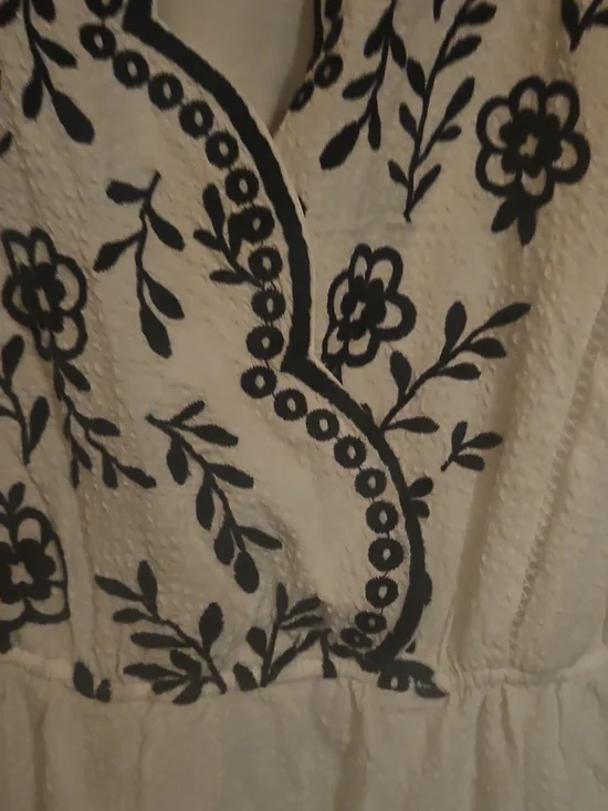 NWOT Savanna Jane Dress - Picture 3 of 7